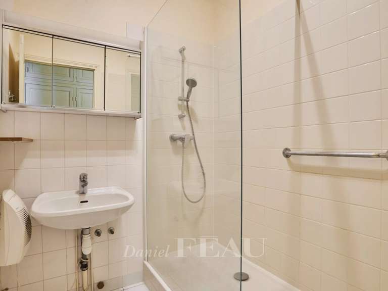 Apartment Paris 16e - 3 bedrooms - 171m²