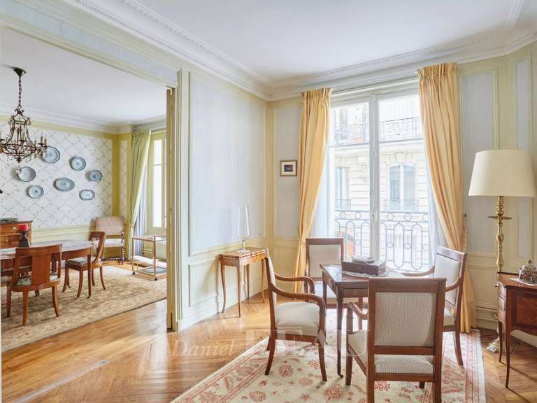 Appartement Paris 16e - 4 chambres - 171m²