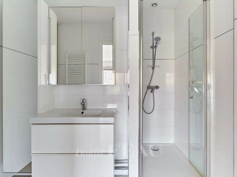 Apartment Paris 16e - 3 bedrooms - 155m²