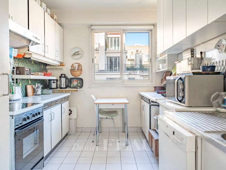 Appartement Paris 16e - 3 chambres - 116m²