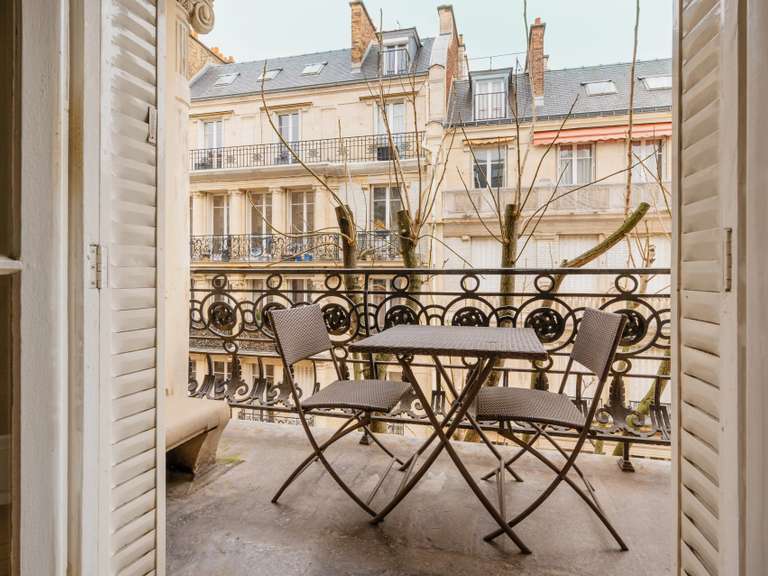 Appartement Paris 16e - 2 chambres - 102m²