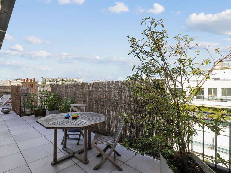 Appartement Paris 16e - 2 chambres - 105m²