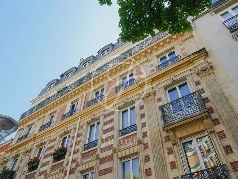Appartement Paris 16e - 2 chambres - 88m²