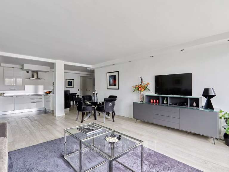 Appartement Paris 16e - 2 chambres - 104m²