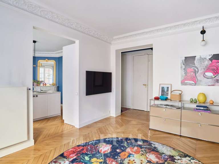 Appartement Paris 16e - 2 chambres - 77m²