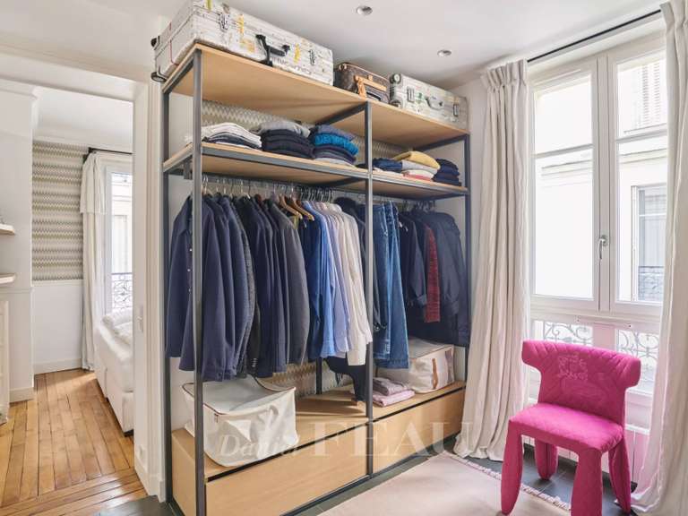 Appartement Paris 16e - 2 chambres - 77m²