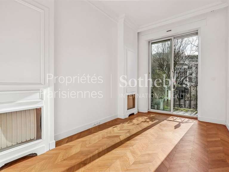 Apartment Paris 16e - 2 bedrooms - 118m²