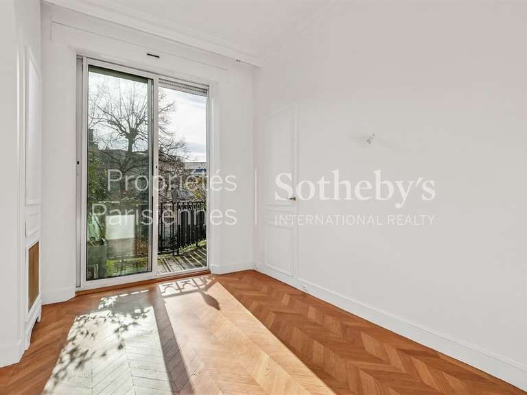 Apartment Paris 16e - 2 bedrooms - 118m²