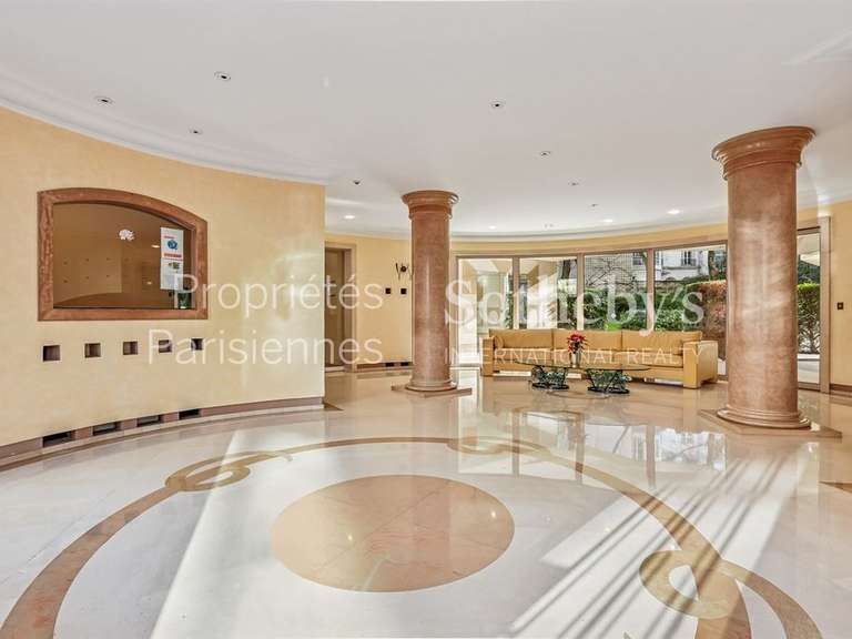 Apartment Paris 16e - 2 bedrooms - 118m²