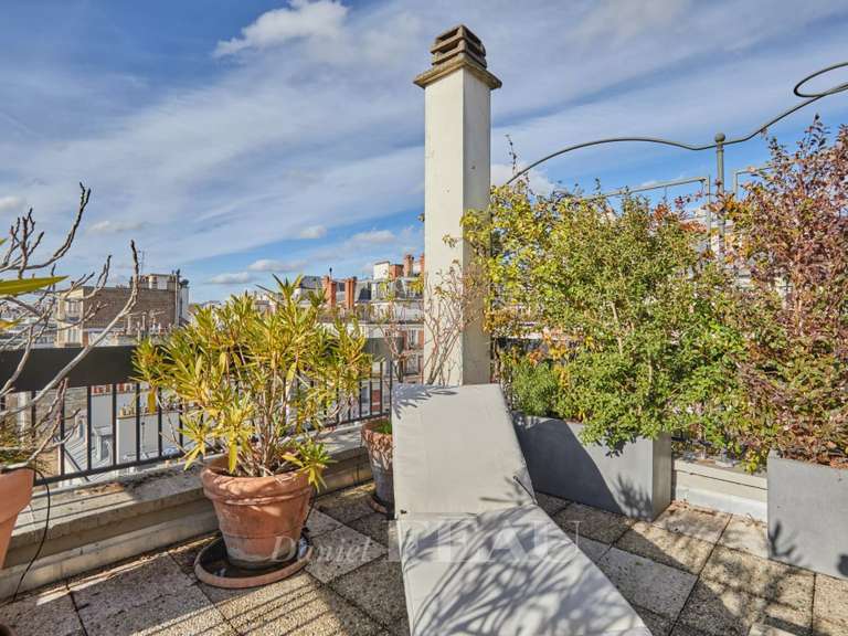 Appartement Paris 16e - 1 chambre - 69m²