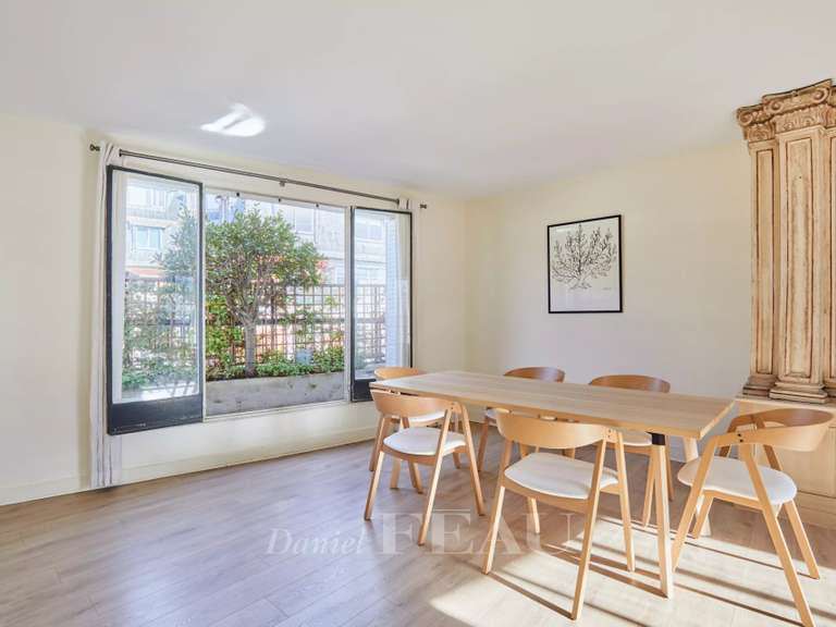 Appartement Paris 16e - 1 chambre - 69m²