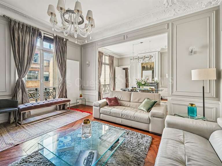 Appartement Paris 16e - 3 chambres - 155m²