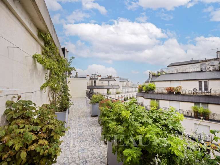 Appartement Paris 16e - 5 chambres - 331m²
