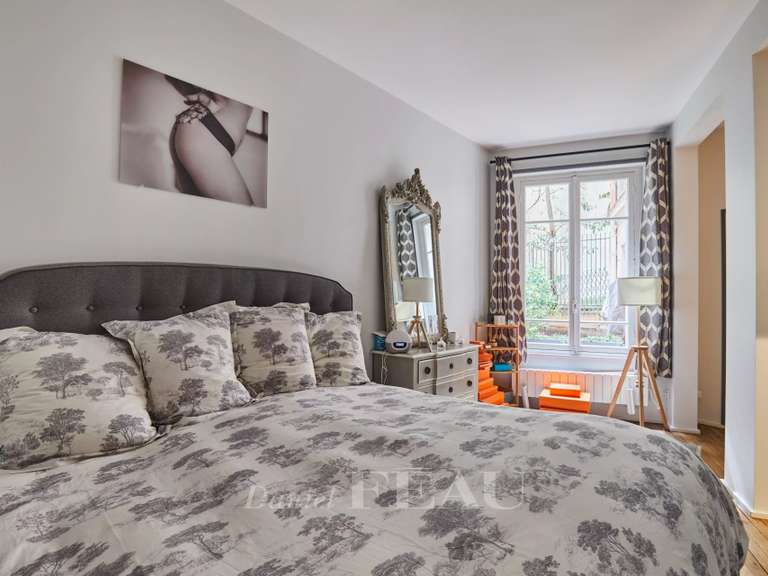 Appartement Paris 16e - 4 chambres - 170m²