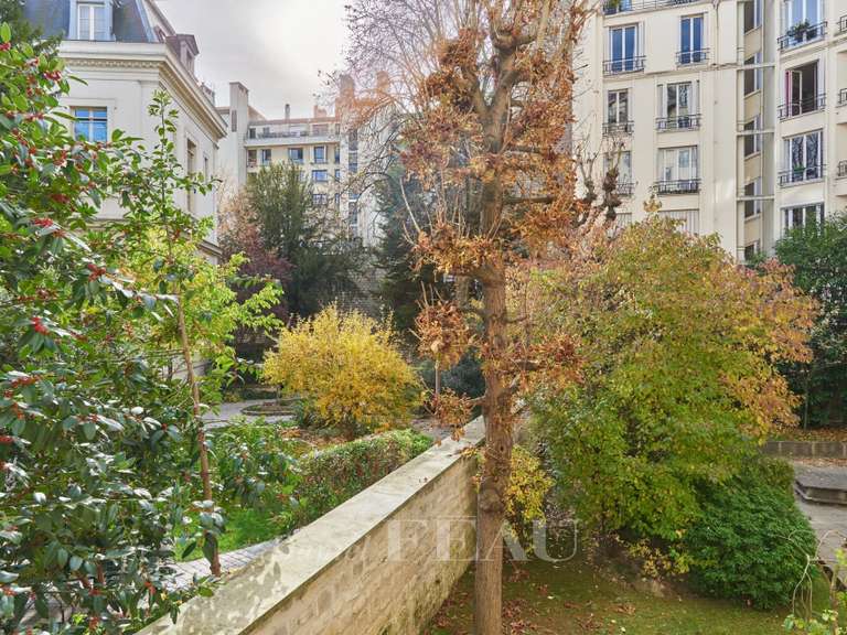 Appartement Paris 16e - 3 chambres - 120m²