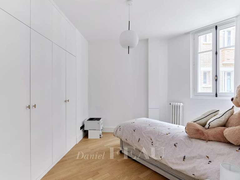Appartement Paris 16e - 2 chambres - 92m²