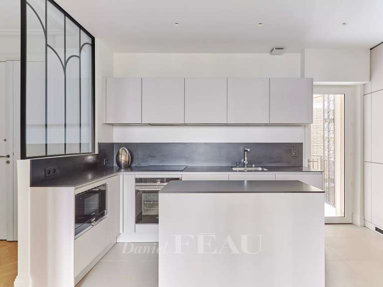 Appartement Paris 16e - 2 chambres - 92m²