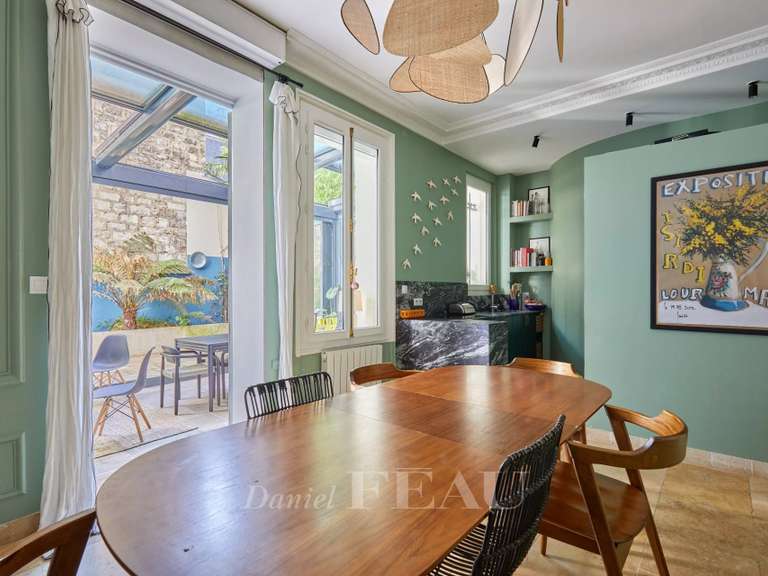 Appartement Paris 16e - 3 chambres - 119m²