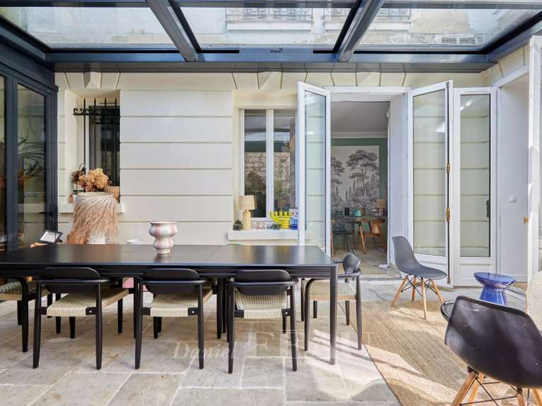 Appartement Paris 16e - 3 chambres - 119m²