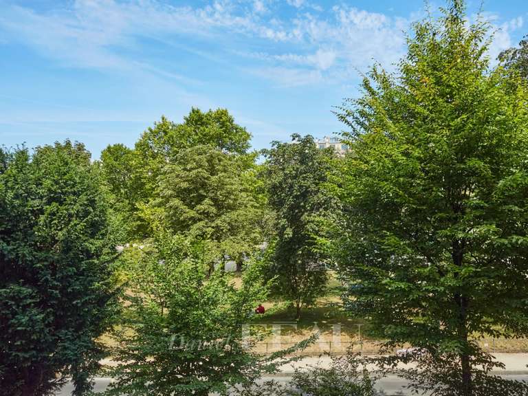 Appartement Paris 16e - 2 chambres - 236m²