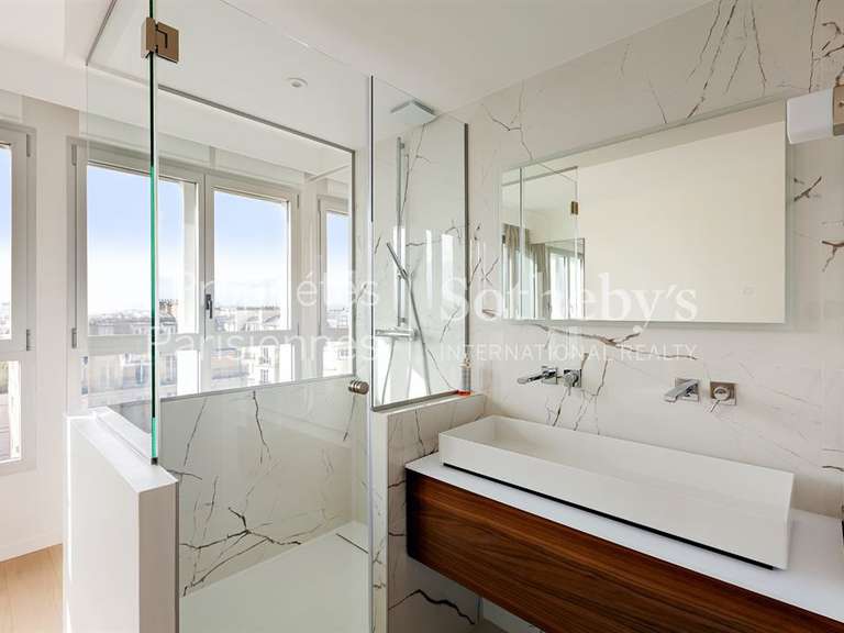 Appartement Paris 16e - 1 chambre - 77m²