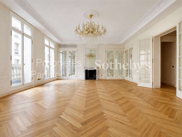 Appartement Paris 16e - 12 chambres - 720m²