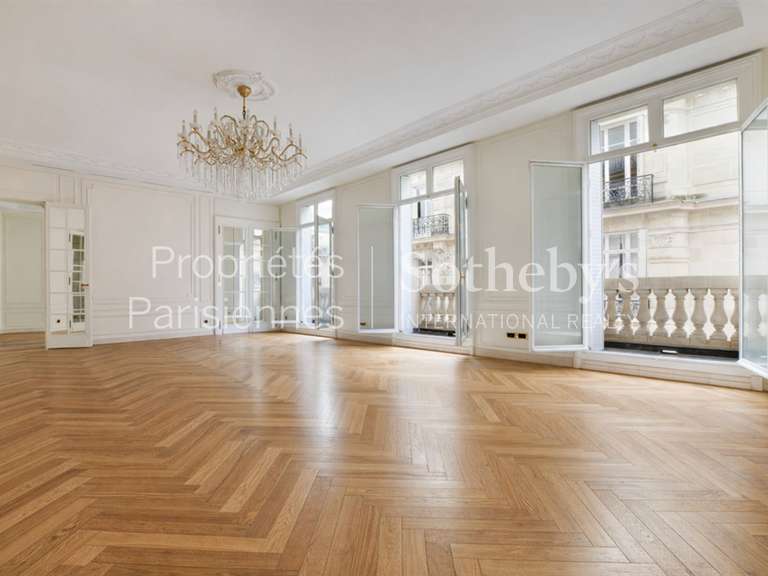 Appartement Paris 16e - 12 chambres - 720m²