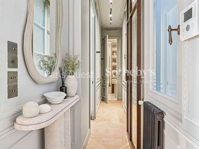 Appartement Paris 16e - 2 chambres - 72m²