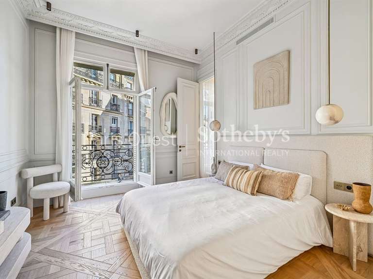 Appartement Paris 16e - 2 chambres - 72m²
