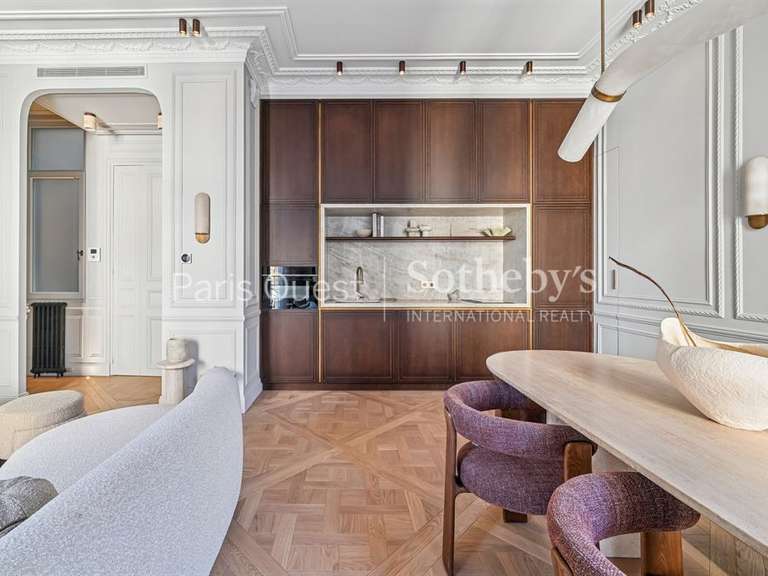 Appartement Paris 16e - 2 chambres - 72m²