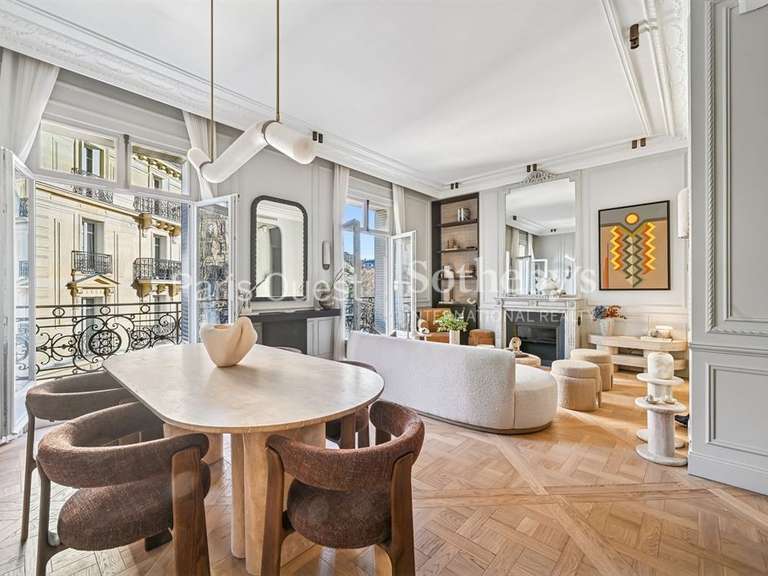 Appartement Paris 16e - 2 chambres - 72m²