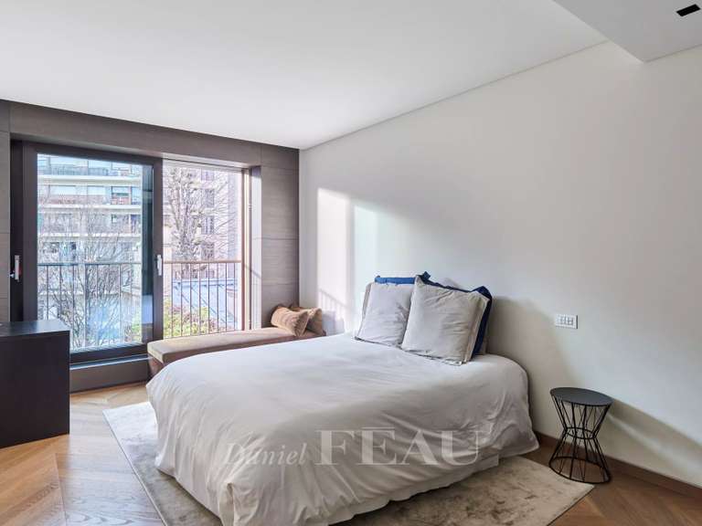 Appartement Paris 16e - 3 chambres - 165m²