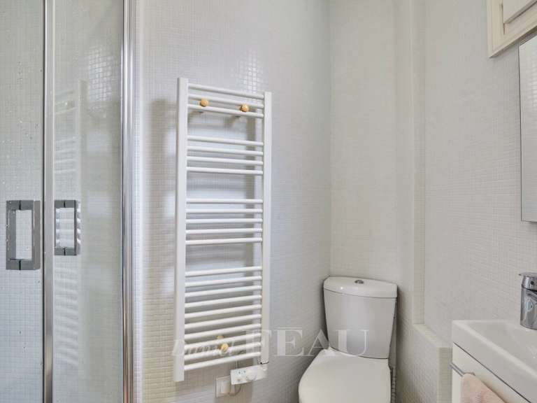 Appartement Paris 16e - 3 chambres - 112m²