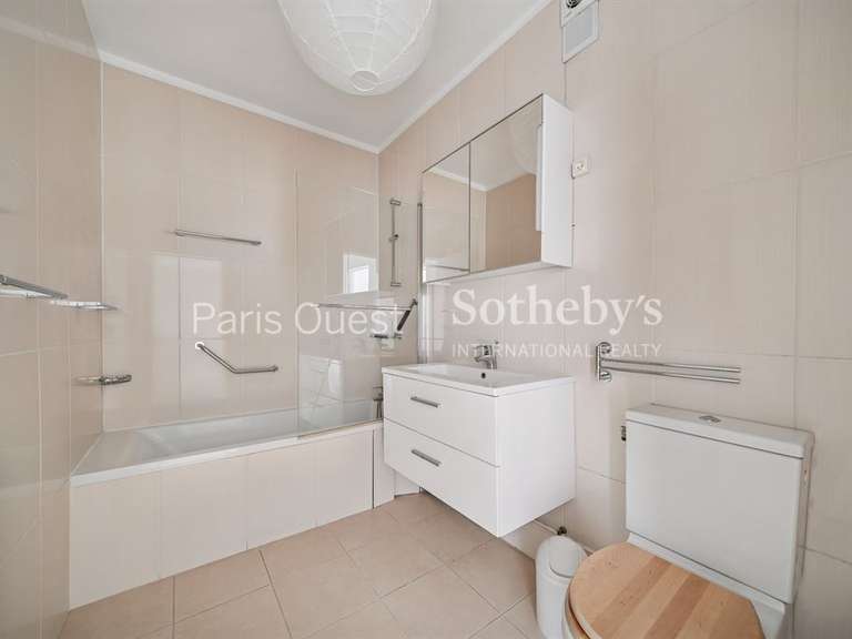 Appartement Paris 16e - 1 chambre - 85m²