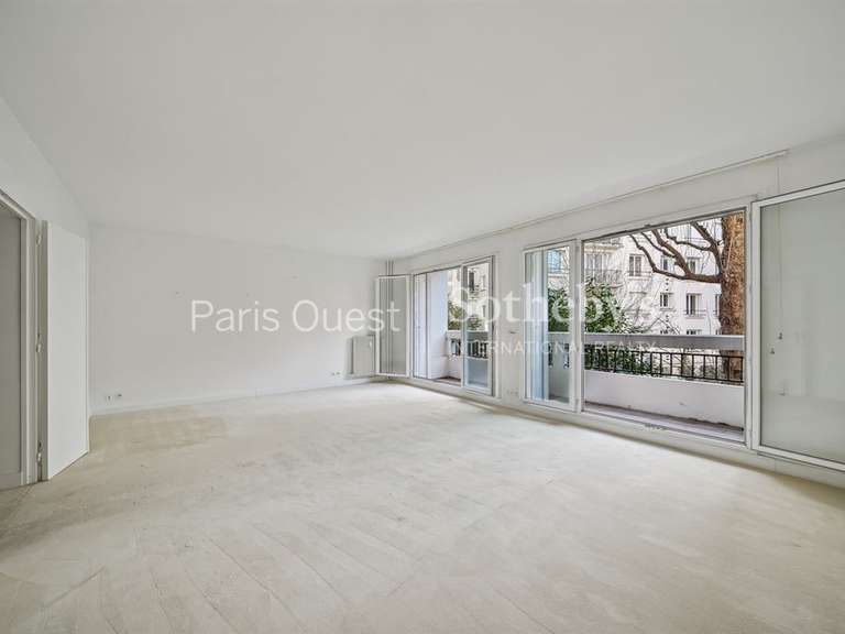 Appartement Paris 16e - 1 chambre - 85m²