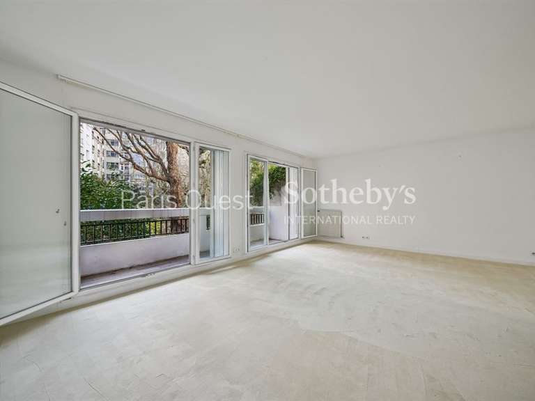 Appartement Paris 16e - 1 chambre - 85m²