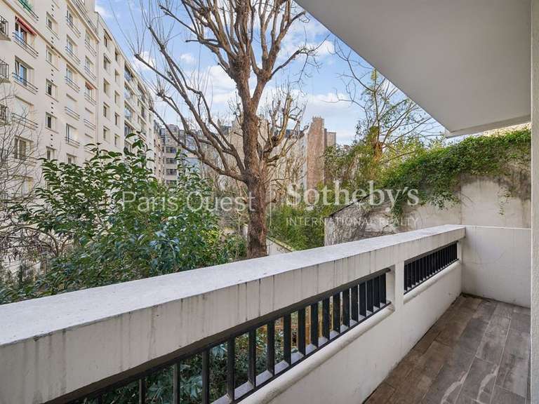Appartement Paris 16e - 1 chambre - 85m²