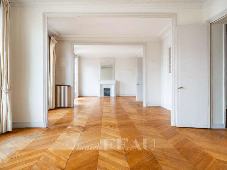 Appartement Paris 16e - 3 chambres - 170m²