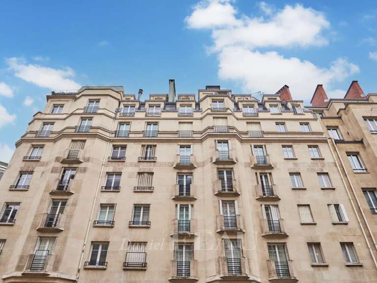 Appartement Paris 16e - 2 chambres - 73m²