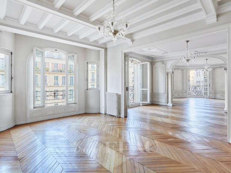 Appartement Paris 16e - 3 chambres - 196m²