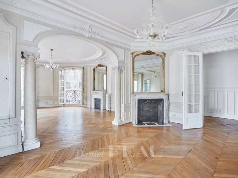 Appartement Paris 16e - 3 chambres - 196m²