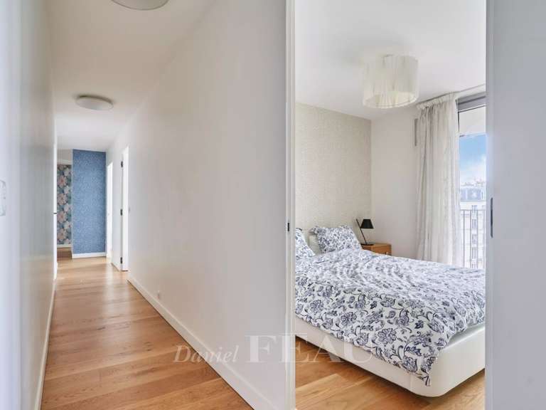 Appartement Paris 16e - 4 chambres - 205m²