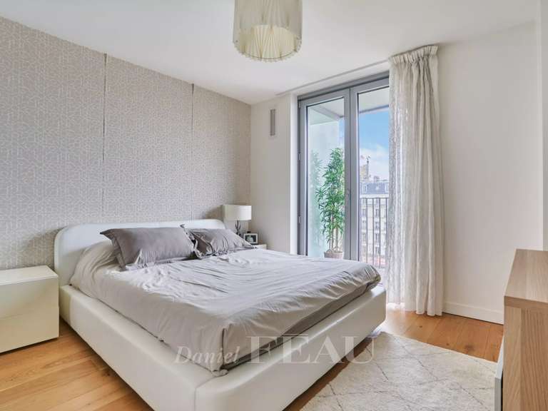 Appartement Paris 16e - 4 chambres - 205m²
