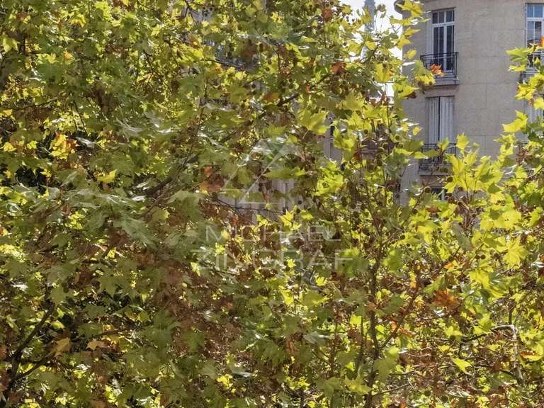 Appartement Paris 16e - 6 chambres - 347m²