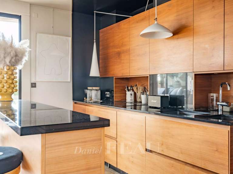 Appartement Paris 16e - 4 chambres - 270m²