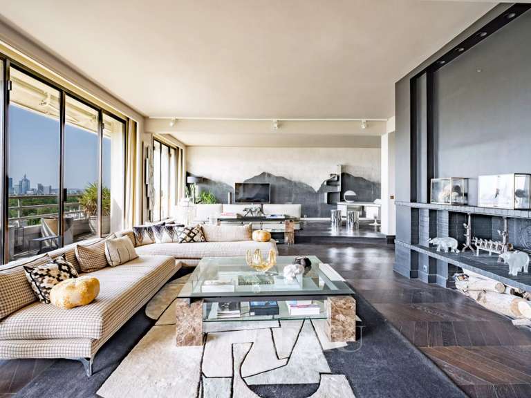 Appartement Paris 16e - 4 chambres - 270m²