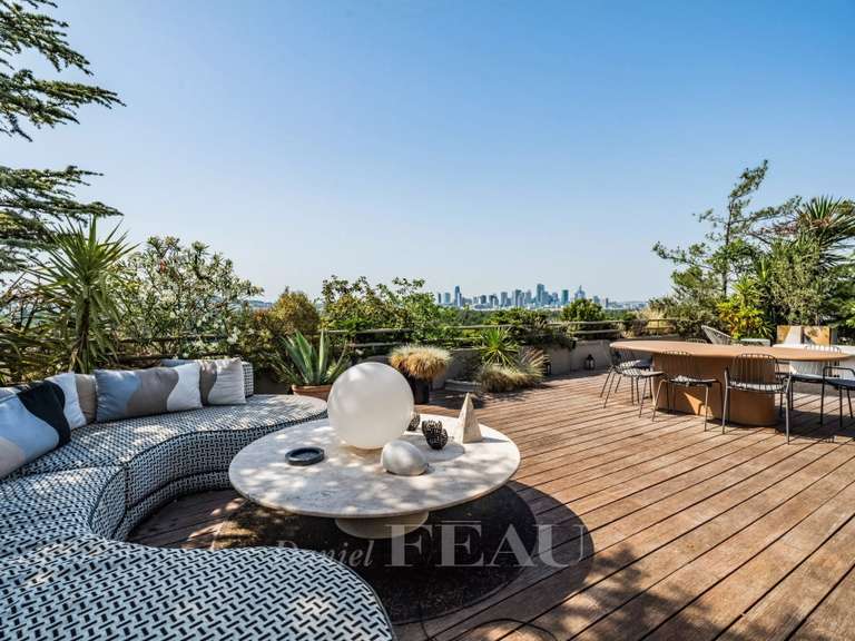 Appartement Paris 16e - 4 chambres - 270m²