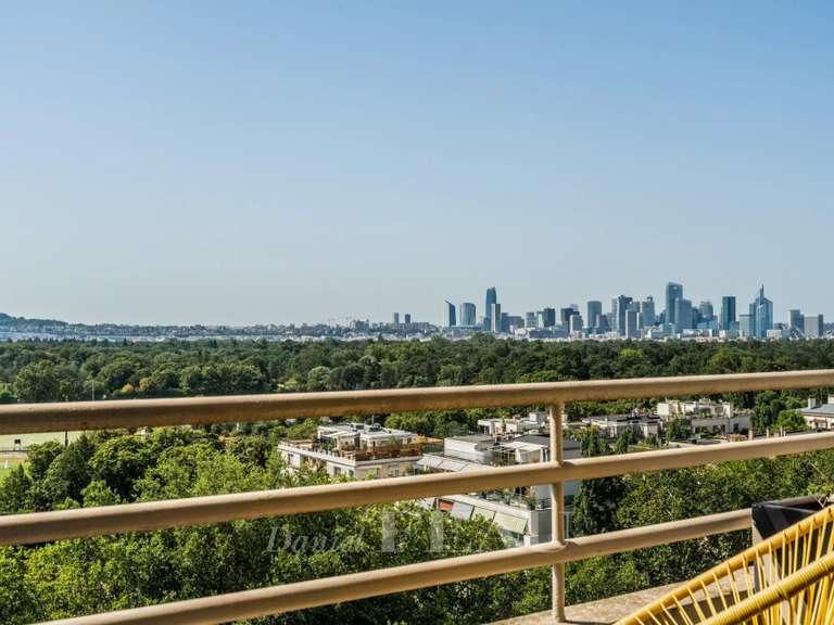 Appartement Paris 16e - 4 chambres - 270m²