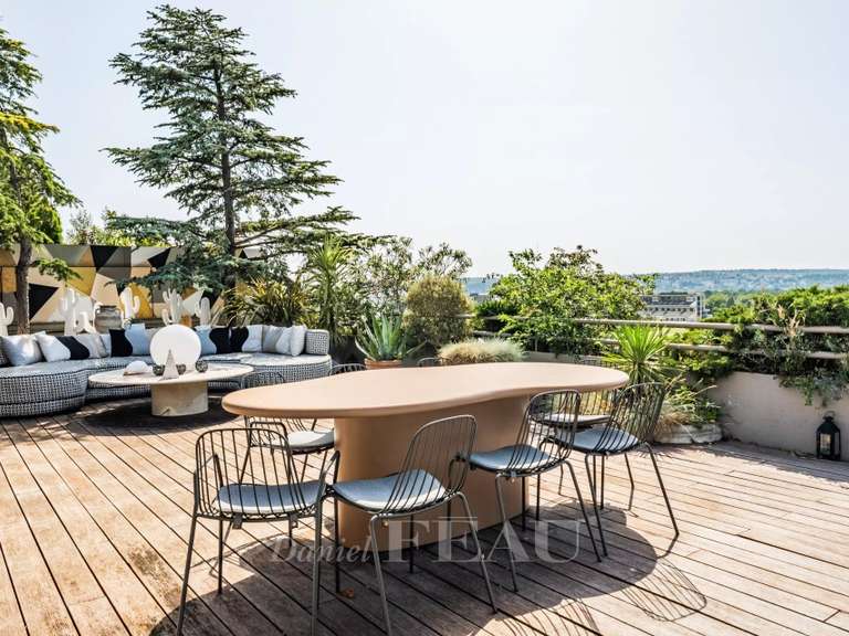 Appartement Paris 16e - 4 chambres - 270m²