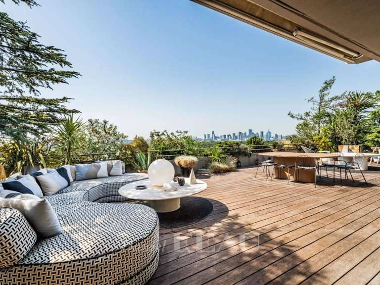 Appartement Paris 16e - 4 chambres - 270m²